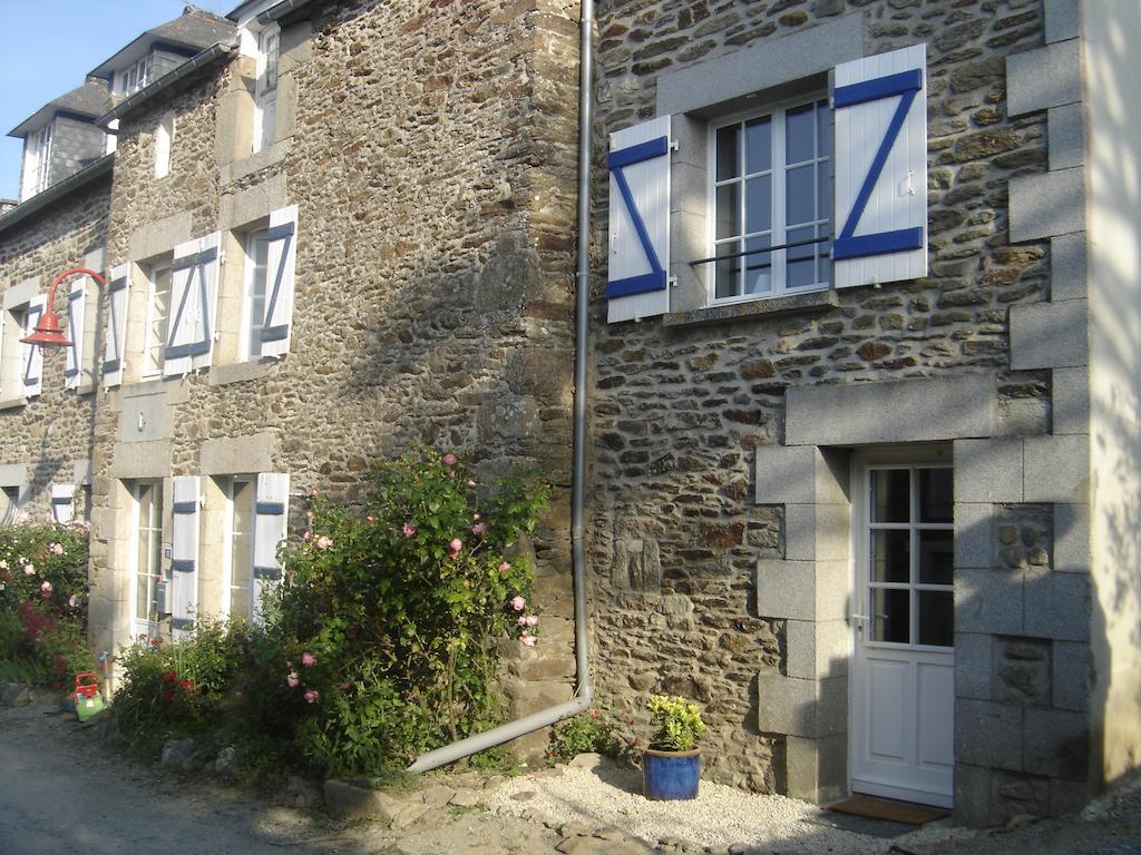 Og Gite Le Minihic-sur-Rance Номер фото